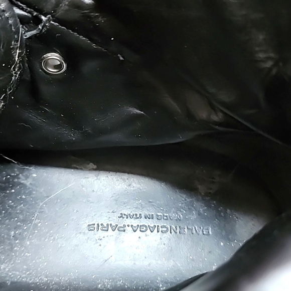 Black suede Balenciaga shoes - Picture 7 of 8